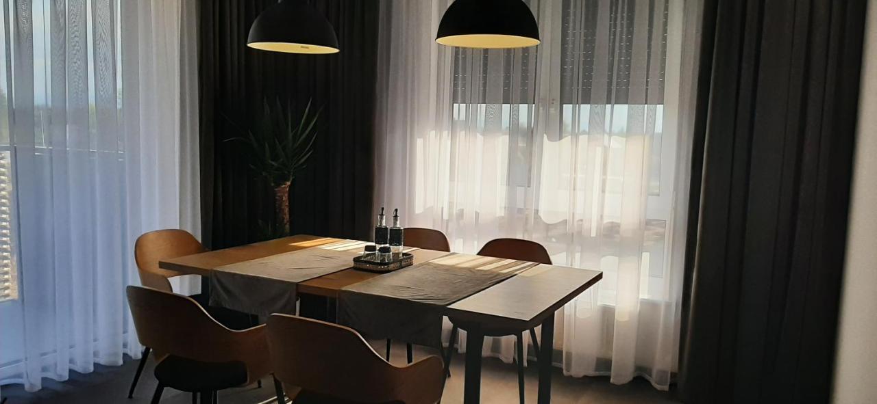 Belweder Loft Lägenhet Nysa Exteriör bild